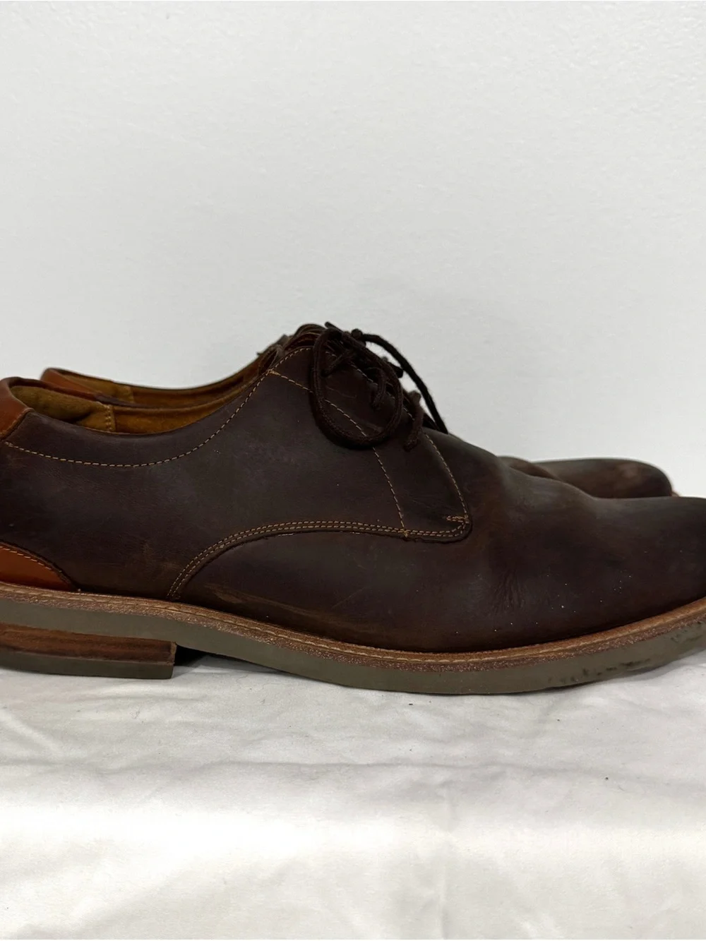 Florsheim Brown Leather Chukka Lace-Up Boots